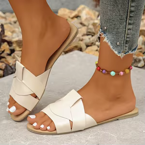 Sapatilha Lorena — Off-white trançada